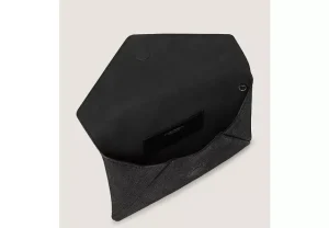 Stuart Weitzman LOVELETTER CLUTCH