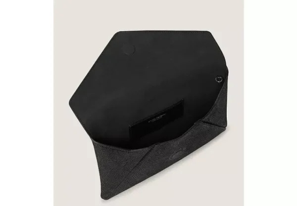 Stuart Weitzman LOVELETTER CLUTCH